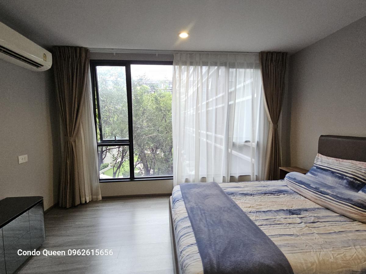 For RentCondoSukhumvit, Asoke, Thonglor : ไอดีโอ้ โมบิ สุขุมวิท 40 1นอน 1น้ำ พื้นที่ 47 ตรม ให้เช่า 33,000 บาท  สนใจโทร น้อง 096-2615656 พร้อมให้นัดหมายเข้าชมทุกวันLocation : Eakmai , Thnglor , Sukhumvit Rental Price : 33,000 Baht Condominium near Mrt :   Eakmai Station Condominium Unit 