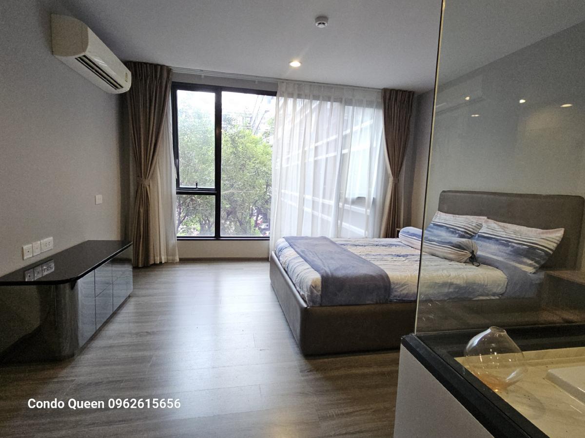 For RentCondoSukhumvit, Asoke, Thonglor : ไอดีโอ้ โมบิ สุขุมวิท 40 1นอน 1น้ำ พื้นที่ 47 ตรม ให้เช่า 33,000 บาท  สนใจโทร น้อง 096-2615656 พร้อมให้นัดหมายเข้าชมทุกวันLocation : Eakmai , Thnglor , Sukhumvit Rental Price : 33,000 Baht Condominium near Mrt :   Eakmai Station Condominium Unit 
