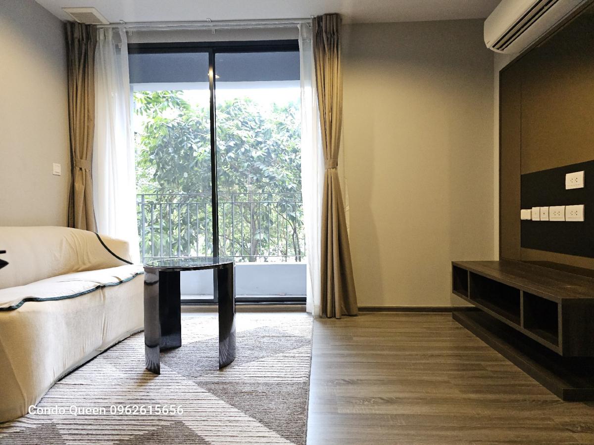 For RentCondoSukhumvit, Asoke, Thonglor : ไอดีโอ้ โมบิ สุขุมวิท 40 1นอน 1น้ำ พื้นที่ 47 ตรม ให้เช่า 33,000 บาท  สนใจโทร น้อง 096-2615656 พร้อมให้นัดหมายเข้าชมทุกวันLocation : Eakmai , Thnglor , Sukhumvit Rental Price : 33,000 Baht Condominium near Mrt :   Eakmai Station Condominium Unit 