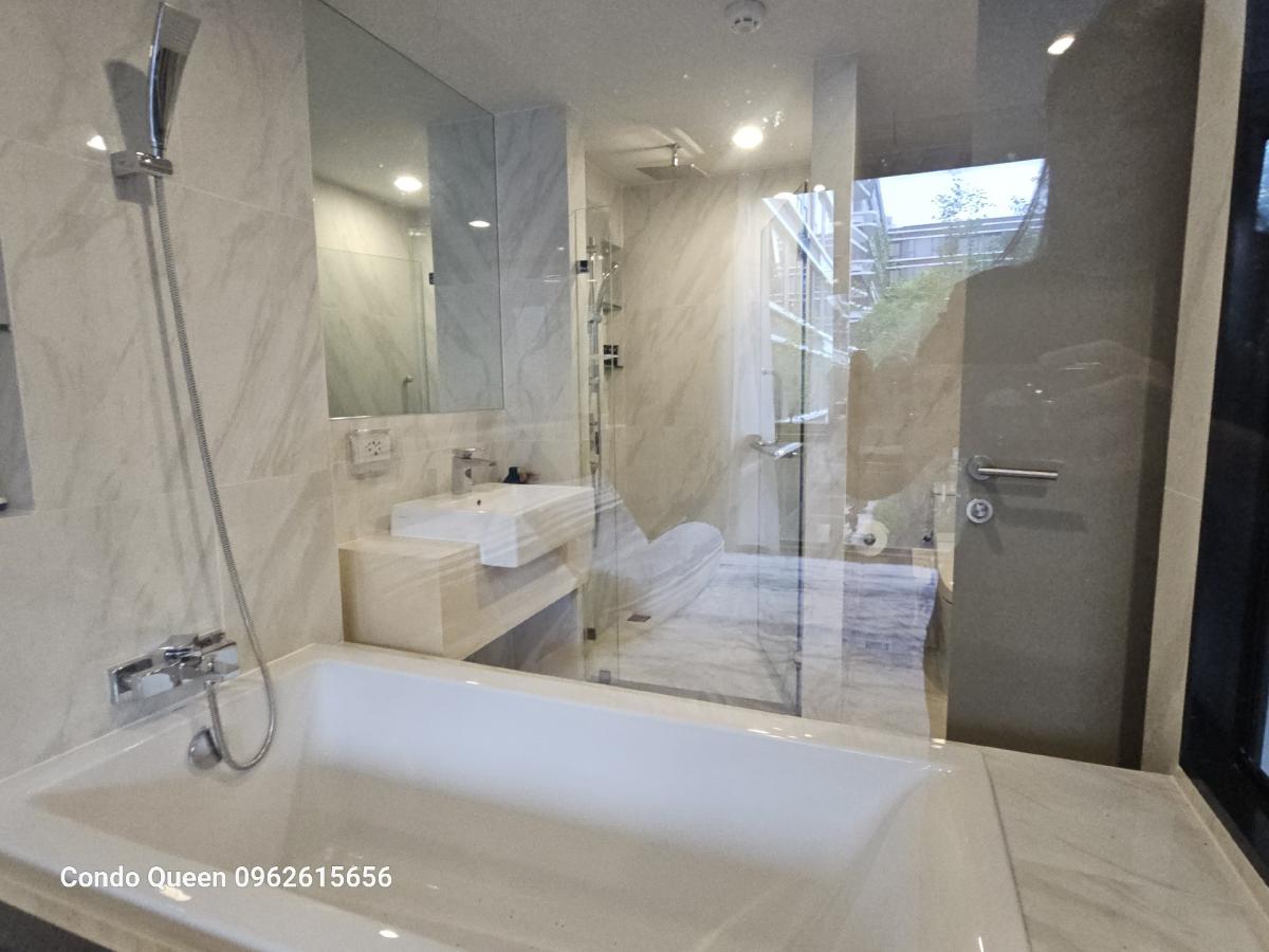 For RentCondoSukhumvit, Asoke, Thonglor : ไอดีโอ้ โมบิ สุขุมวิท 40 1นอน 1น้ำ พื้นที่ 47 ตรม ให้เช่า 33,000 บาท  สนใจโทร น้อง 096-2615656 พร้อมให้นัดหมายเข้าชมทุกวันLocation : Eakmai , Thnglor , Sukhumvit Rental Price : 33,000 Baht Condominium near Mrt :   Eakmai Station Condominium Unit 