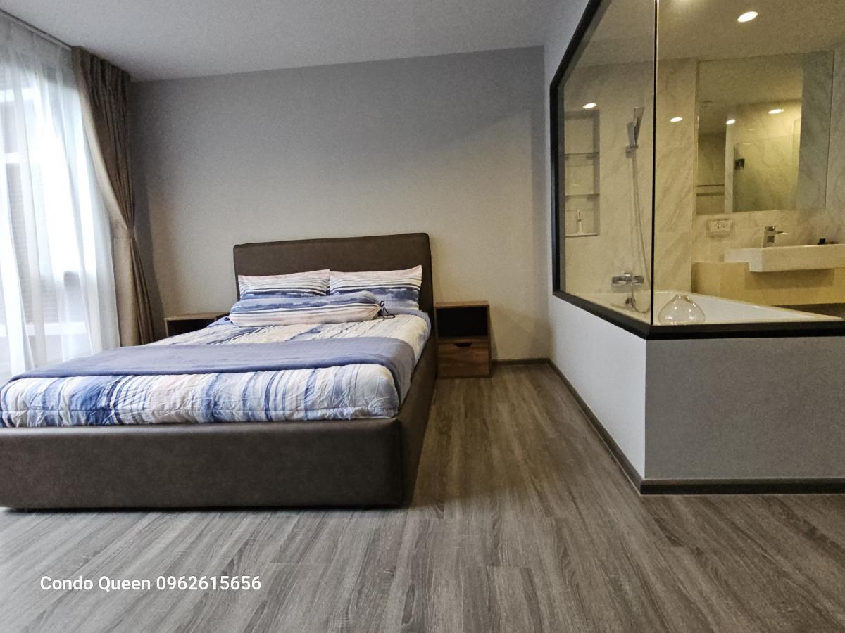 For RentCondoSukhumvit, Asoke, Thonglor : ไอดีโอ้ โมบิ สุขุมวิท 40 1นอน 1น้ำ พื้นที่ 47 ตรม ให้เช่า 33,000 บาท  สนใจโทร น้อง 096-2615656 พร้อมให้นัดหมายเข้าชมทุกวันLocation : Eakmai , Thnglor , Sukhumvit Rental Price : 33,000 Baht Condominium near Mrt :   Eakmai Station Condominium Unit 