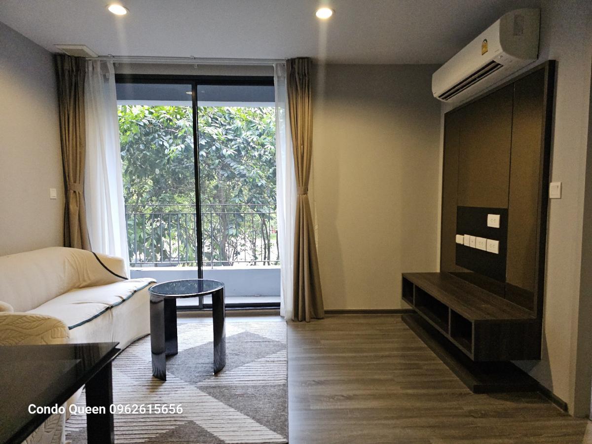 For RentCondoSukhumvit, Asoke, Thonglor : ไอดีโอ้ โมบิ สุขุมวิท 40 1นอน 1น้ำ พื้นที่ 47 ตรม ให้เช่า 33,000 บาท  สนใจโทร น้อง 096-2615656 พร้อมให้นัดหมายเข้าชมทุกวันLocation : Eakmai , Thnglor , Sukhumvit Rental Price : 33,000 Baht Condominium near Mrt :   Eakmai Station Condominium Unit 