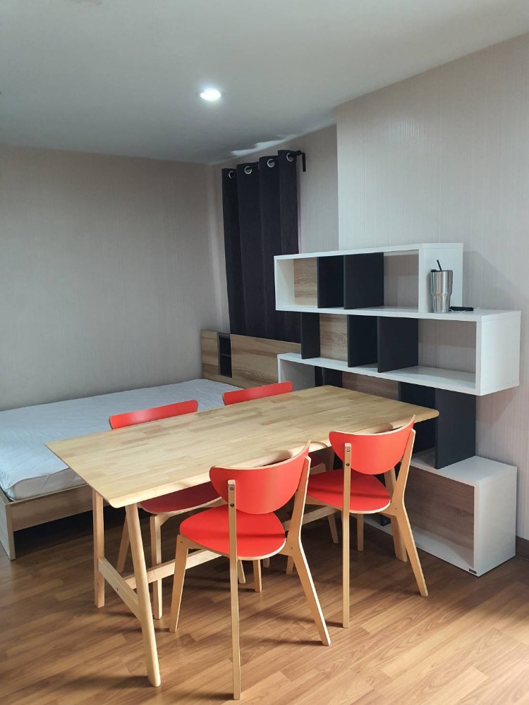 ขายคอนโดบางซื่อ วงศ์สว่าง เตาปูน : ขายคอนโดรีเจ้นท์บางซ่อน เฟส 27 ตึก C ชั้น 22 ห้องสวย  วิวสวย วิวโล่ง ห้องขนาด 57 ตรม. ราคาขาย 3.20 ล้านบาท