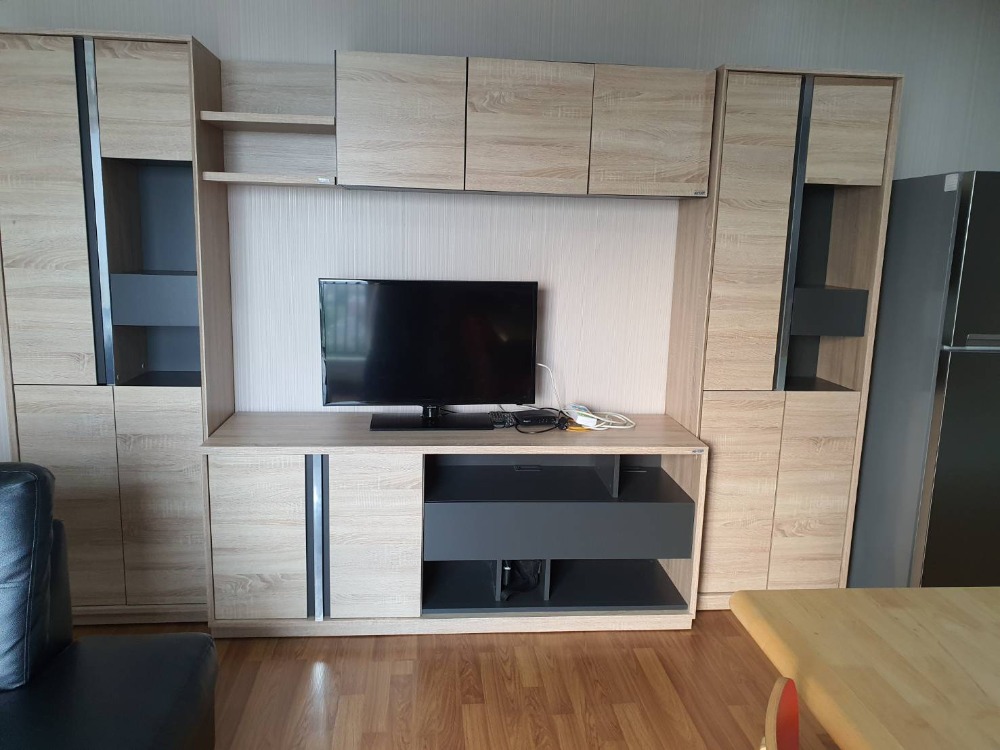 ขายคอนโดบางซื่อ วงศ์สว่าง เตาปูน : ขายคอนโดรีเจ้นท์บางซ่อน เฟส 27 ตึก C ชั้น 22 ห้องสวย  วิวสวย วิวโล่ง ห้องขนาด 57 ตรม. ราคาขาย 3.20 ล้านบาท