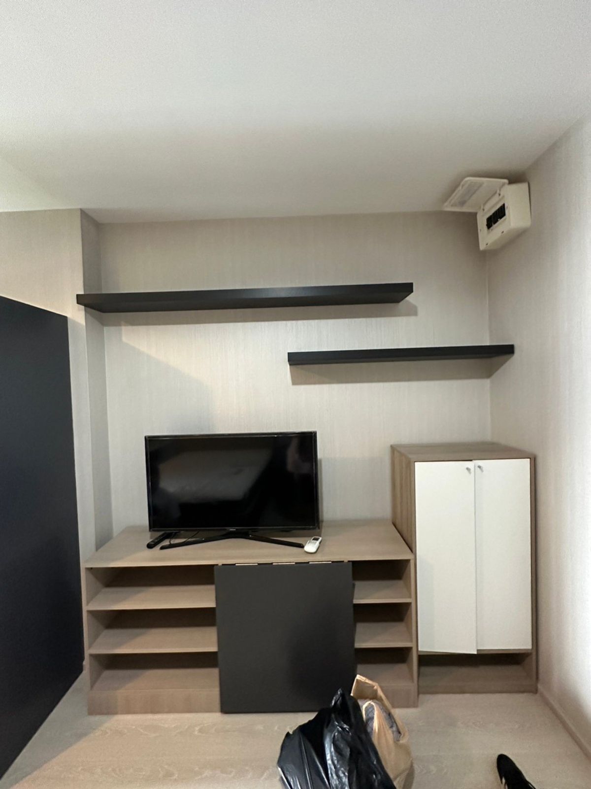 For RentCondoSamut Prakan,Samrong : YR4437 Ideo Sukhumvit 115 Condo For RENT