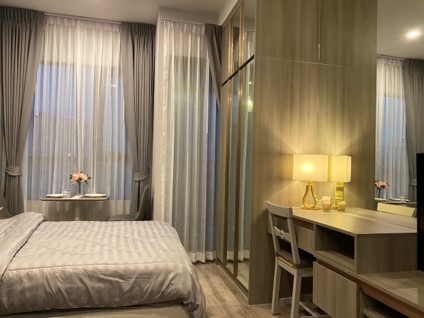 For SaleCondoKasetsart, Ratchayothin : For sale Knightsbridge Prime Ratchayothin (Origin) 23 sq m. Price 3.99 million , furniture and electrical appliances.