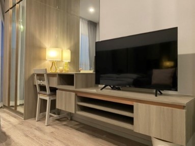 For SaleCondoKasetsart, Ratchayothin : For sale Knightsbridge Prime Ratchayothin (Origin) 23 sq m. Price 3.99 million , furniture and electrical appliances.