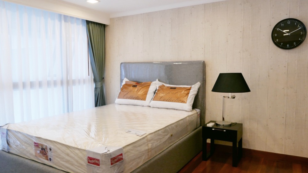 For RentCondoSukhumvit, Asoke, Thonglor : The Emporio Place 2BR 2BATH 70k per month 064-274-8883