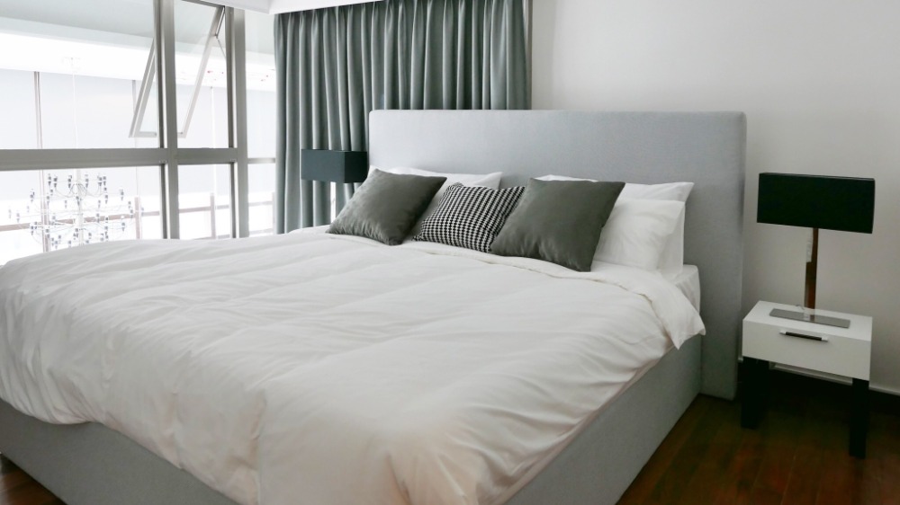 For RentCondoSukhumvit, Asoke, Thonglor : The Emporio Place 2BR 2BATH 70k per month 064-274-8883