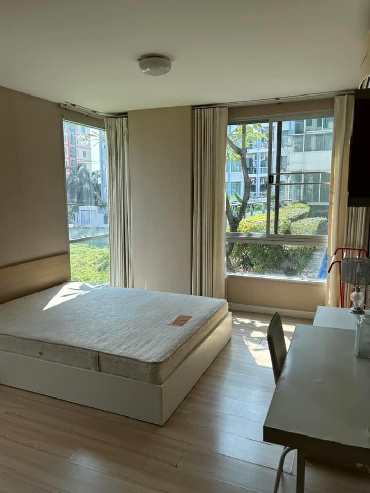 🚝Near the BTS 👜 and shopping areas 🏪Near Central Chaengwattana ☘️Large room 💦next to the swimming pool 👉 Free loan application advice, push every case. Loading...