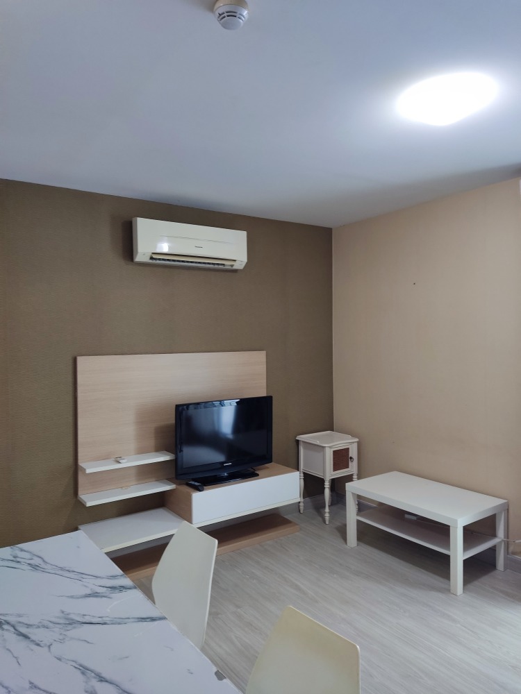 🚝Near the BTS 👜 and shopping areas 🏪Near Central Chaengwattana ☘️Large room 💦next to the swimming pool 👉 Free loan application advice, push every case. Loading...