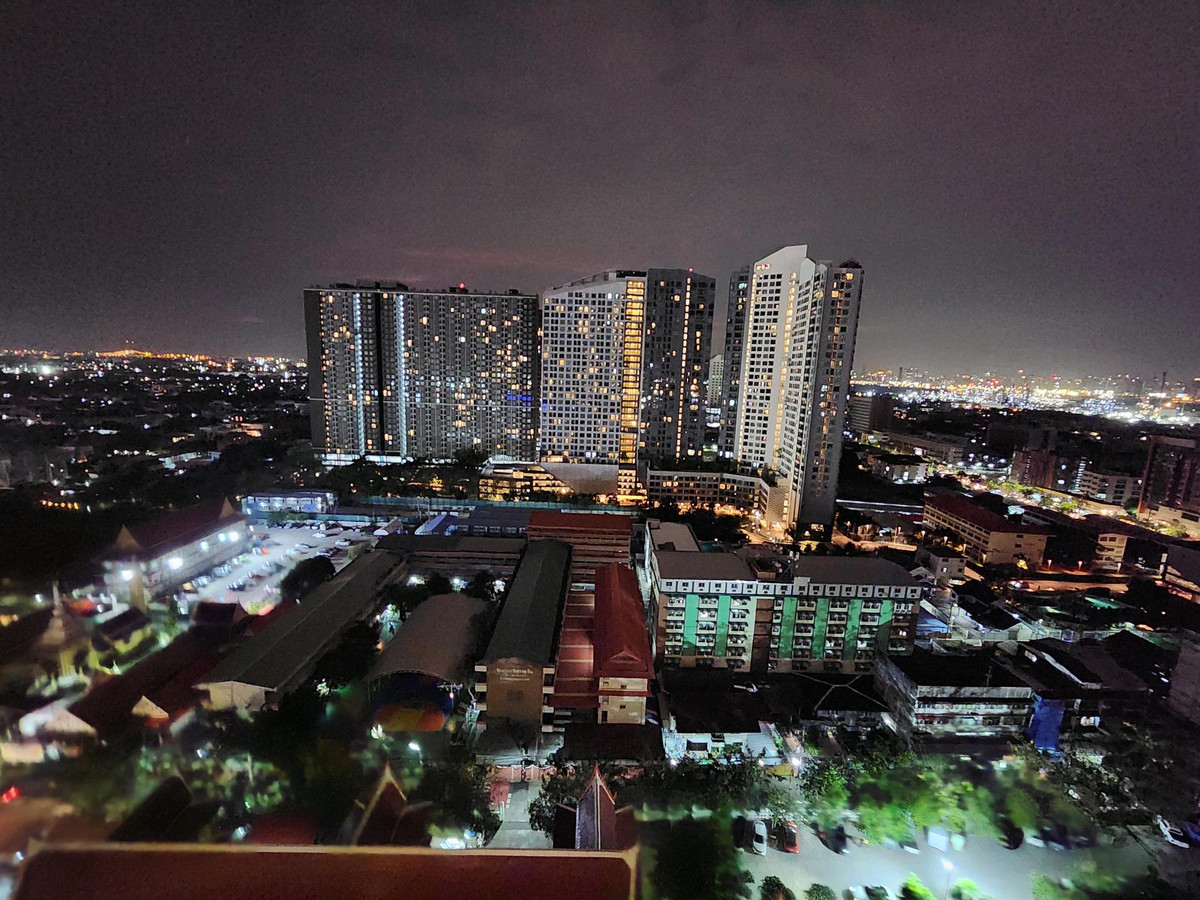 ขายคอนโดบางนา แบริ่ง ลาซาล : ขายคอนโดใกล้ BTS บางนา มี Sky walk 45 ตรม.ห้องริม 1ห้องนอน1รับแขก วิวสวย 3.4ลบ.