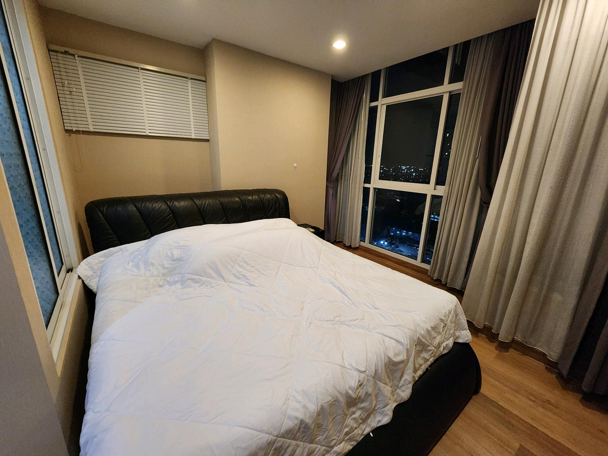 ขายคอนโดบางนา แบริ่ง ลาซาล : ขายคอนโดใกล้ BTS บางนา มี Sky walk 45 ตรม.ห้องริม 1ห้องนอน1รับแขก วิวสวย 3.4ลบ.