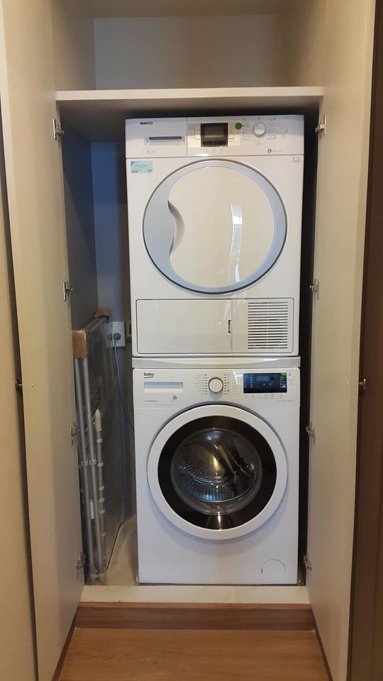 ขายคอนโดสยาม จุฬา สามย่าน : The Reserve Kasemsan 3【𝐒𝐄𝐋𝐋 & 𝐑𝐄𝐍𝐓】🔥คอนโด 2 ห้องนอน กว้างโล่งโปร่งสบาย เฟอร์สวยพร้อม ส่วนกลางมีสระว่ายน้ำ ใกล้BTSสนามกีฬา🔥 ติดต่อไลน์ไอดี: @hacondo