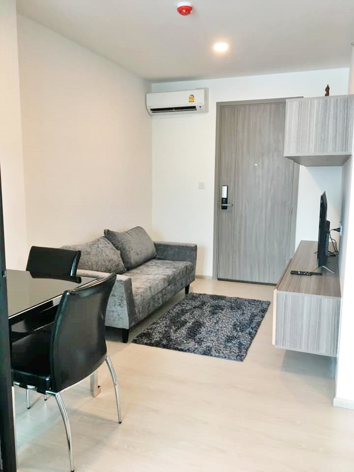 For RentCondoVipawadee, Don Mueang, Lak Si : Add Line @mwcondo🔴There is a washing machine🟢🟡Knightsbridge Phahonyothin Interchange