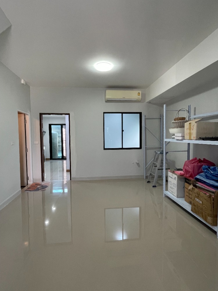 For SaleTownhomePattanakan, Srinakarin : House for sale, Pleno Rama 9-Krungthep Kreetha, corner house, 4 bedrooms.