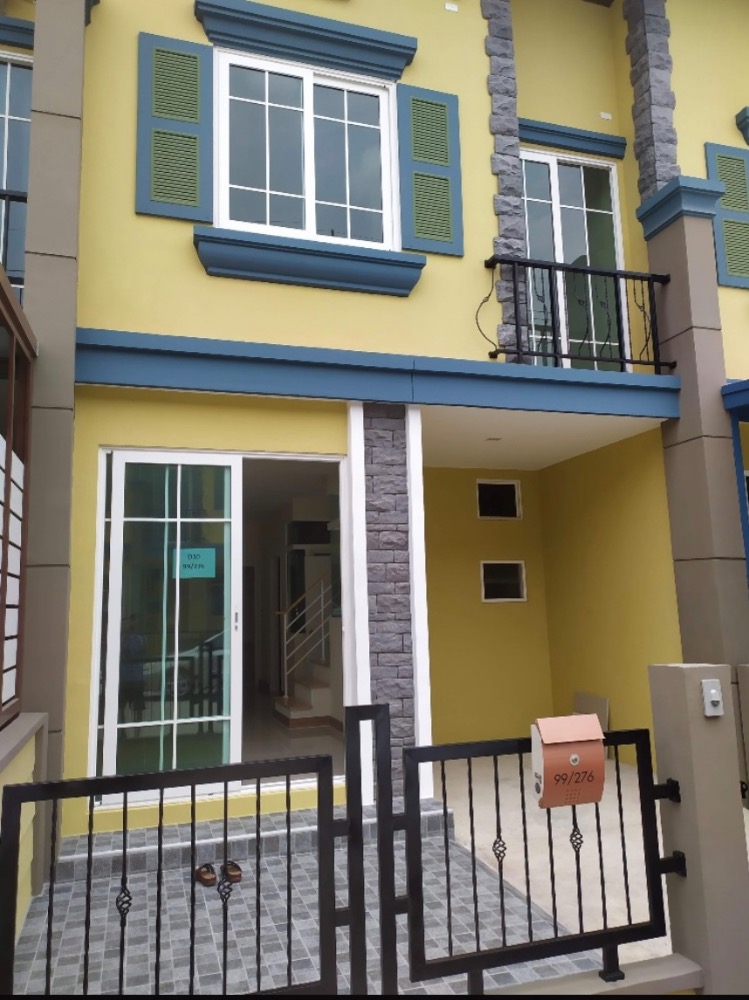 ให้เช่าทาวน์โฮมปทุมธานี รังสิต ธรรมศาสตร์ : เช่าทาวน์โฮม 2 ชั้น ม. โกลเด้น ทาวน์ ติวานนท์ - แจ้งวัฒนะ สวย ถูก ใกล้ เมืองทองธานี สนใจแอตไลน์ครับ@841qqlnr