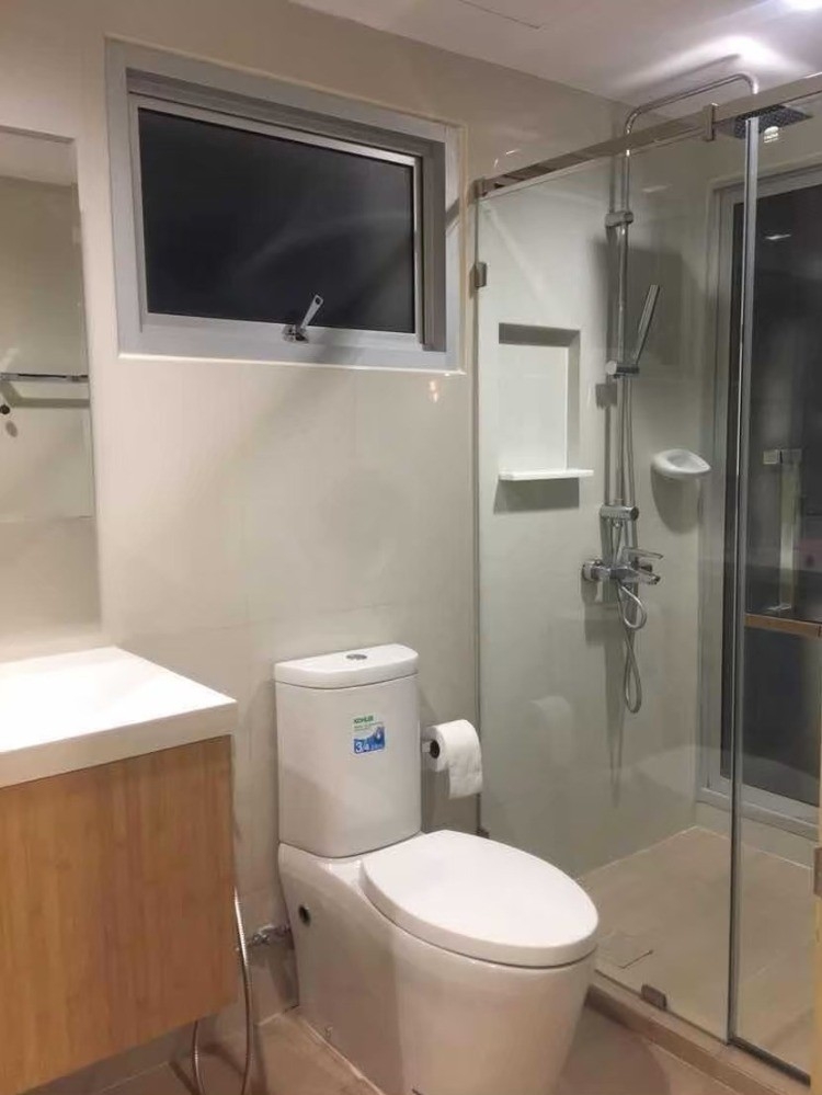 ขายคอนโดพระราม 9 เพชรบุรีตัดใหม่ RCA : S-SPES107 ขาย คอนโด ศุภาลัย ปาร์ค เอกมัย-ทองหล่อ  ชั้น39 ขนาด 72.6ตรม. 1นอน 1น้ำ 6.3ล้าน 064-959-8900