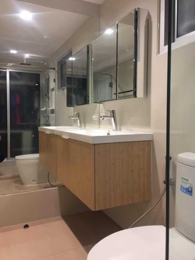 ขายคอนโดพระราม 9 เพชรบุรีตัดใหม่ RCA : S-SPES107 ขาย คอนโด ศุภาลัย ปาร์ค เอกมัย-ทองหล่อ  ชั้น39 ขนาด 72.6ตรม. 1นอน 1น้ำ 6.3ล้าน 064-959-8900