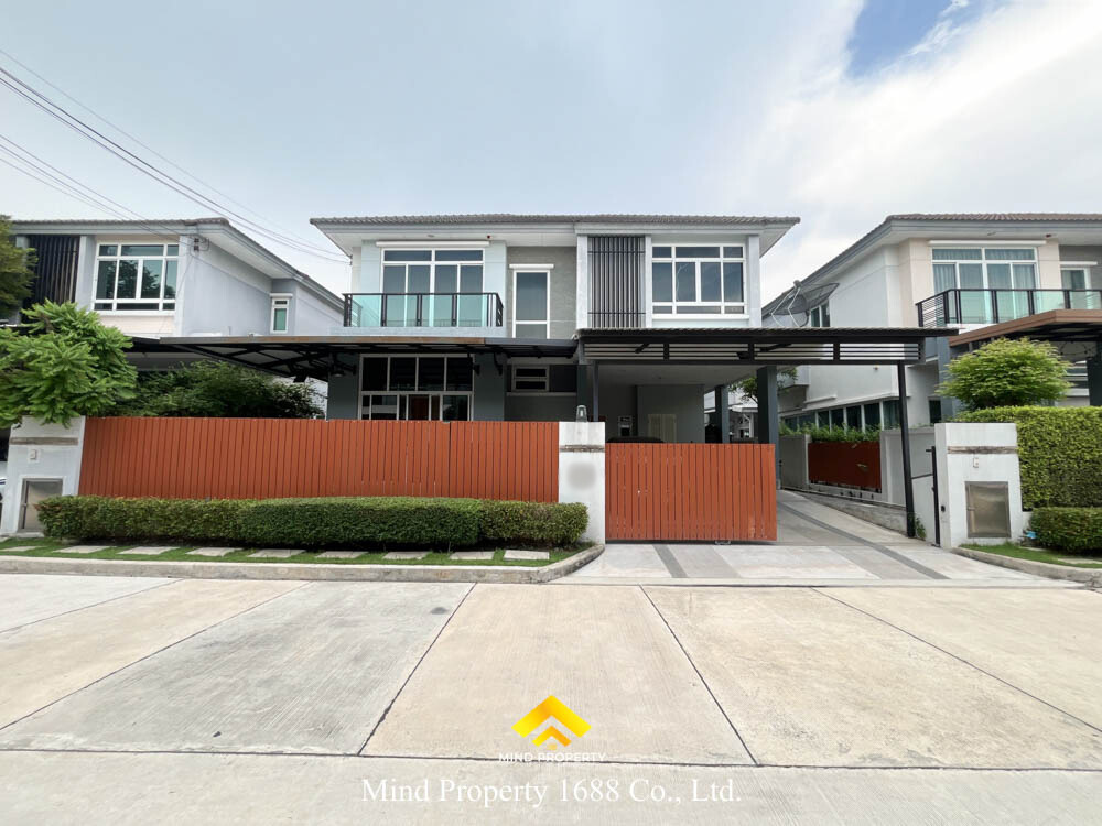 ขายบ้านพัฒนาการ ศรีนครินทร์ : บ้านเดี่ยว พร้อมอยู่ ม.บางกอก บูเลอวาร์ด พระราม 9-ศรีนครินทร์ กรุงเทพกรีฑา ติด Wellington College Bangkok  ใกล้ สนามบินสุวรรณภูมิ ใกล้ ทางด่วน ศรีนครินทร์
