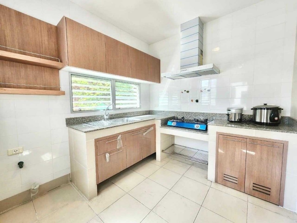 ให้เช่าบ้านลาดกระบัง สุวรรณภูมิ : ให้เช่าหมู่บ้าน มัณฑนา 2 อ่อนนุช-วงแหวน