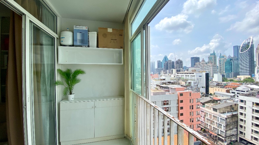 For SaleCondoRatchathewi,Phayathai : Condo for sale next to Airport link Ratchaprarop station. (Phaya Thai-Suvarnabhumi) Ideo Verve Ratchaprarop 2 bedrooms, 2 bathrooms, 69 sq m, 12th floor