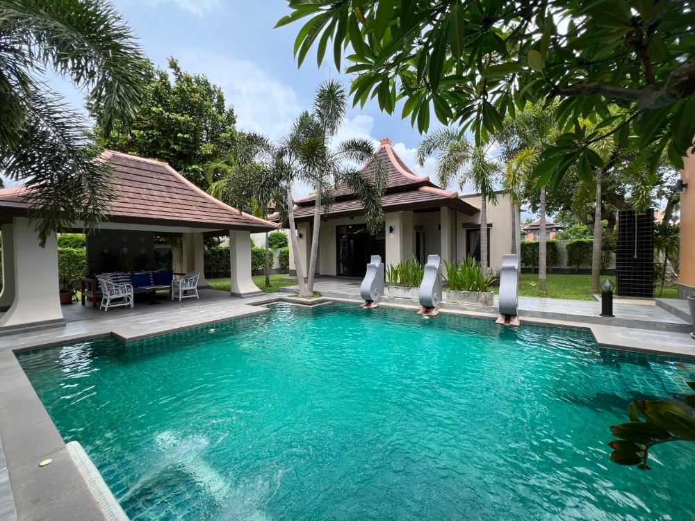 ขายบ้านพัทยา บางแสน ชลบุรี สัตหีบ : For sale Baan PhuTara Thai-Modern style (S03-1822S)