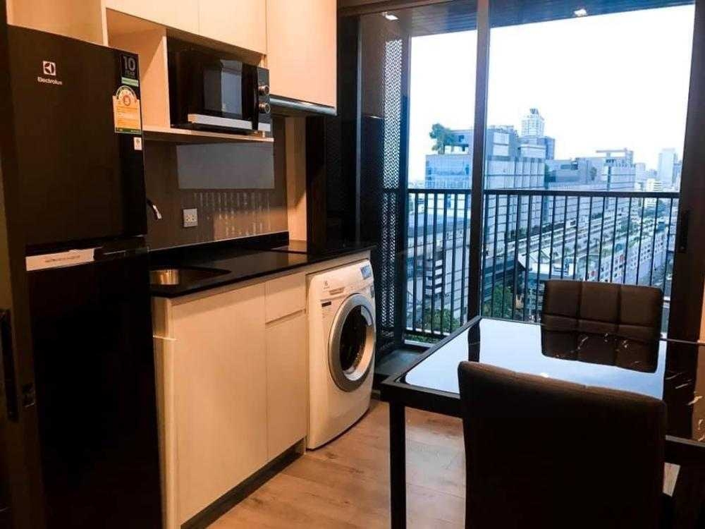 For SaleCondoLadprao, Central Ladprao : S-WAR110  Condo for sale, Whizdom Avenue Ratchada-Ladprao 15th floor Size 32 sqm. 1 bed 1 bath 4.9 M 064-959-8900