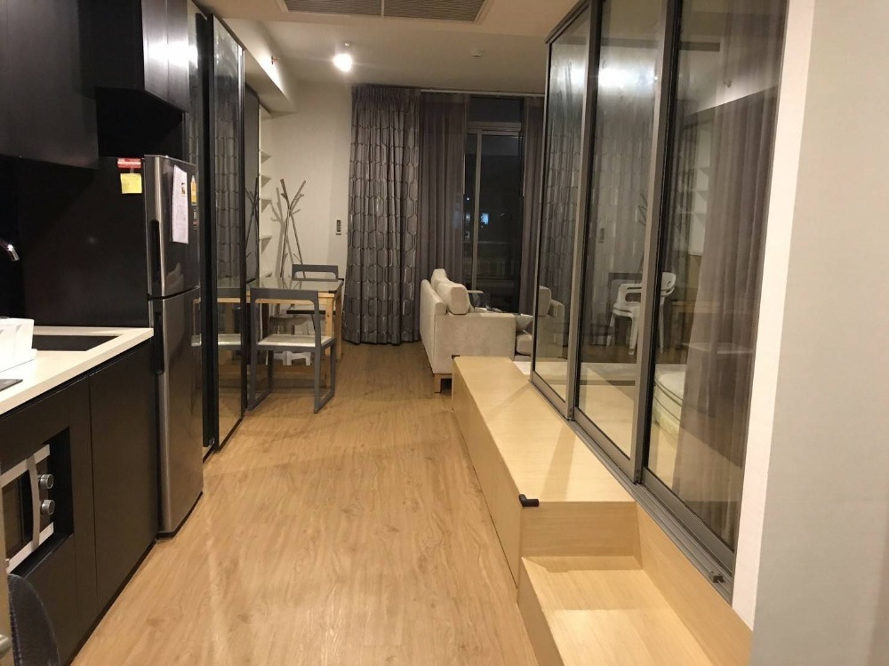 ให้เช่าคอนโดสีลม ศาลาแดง บางรัก : Siamese Surawong 1bed 45 Sqm Fullyfurnish 20,000 -