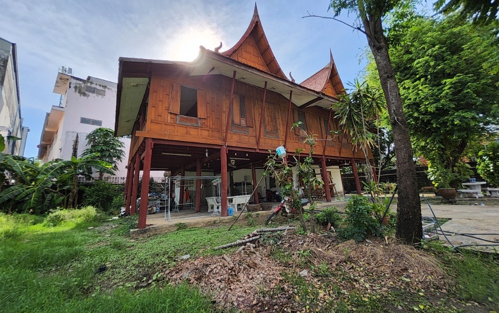 ขายบ้านอ่อนนุช อุดมสุข : ขายบ้าน ทำเลทอง ถนนสุขุมวิท 101 ปุณณวิถี 28 พื้นที่ 302 ตารางวา ราคา 35 ลบ