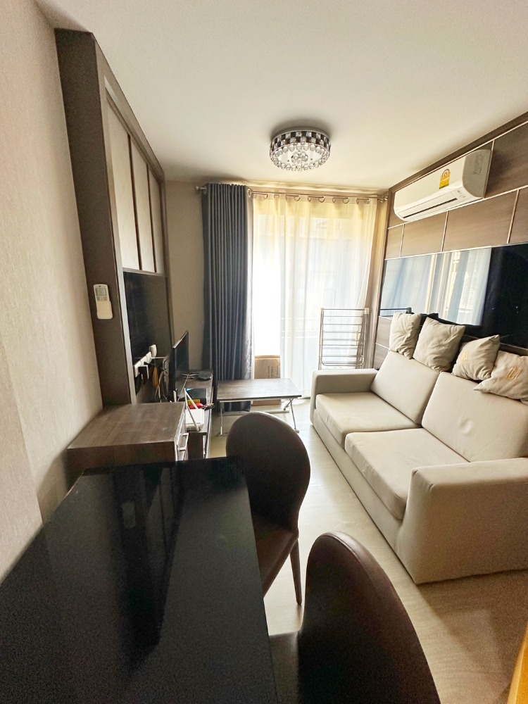 For SaleCondoRatchadapisek, Huaikwang, Suttisan : Condo for sale Metro Luxe Ratchada