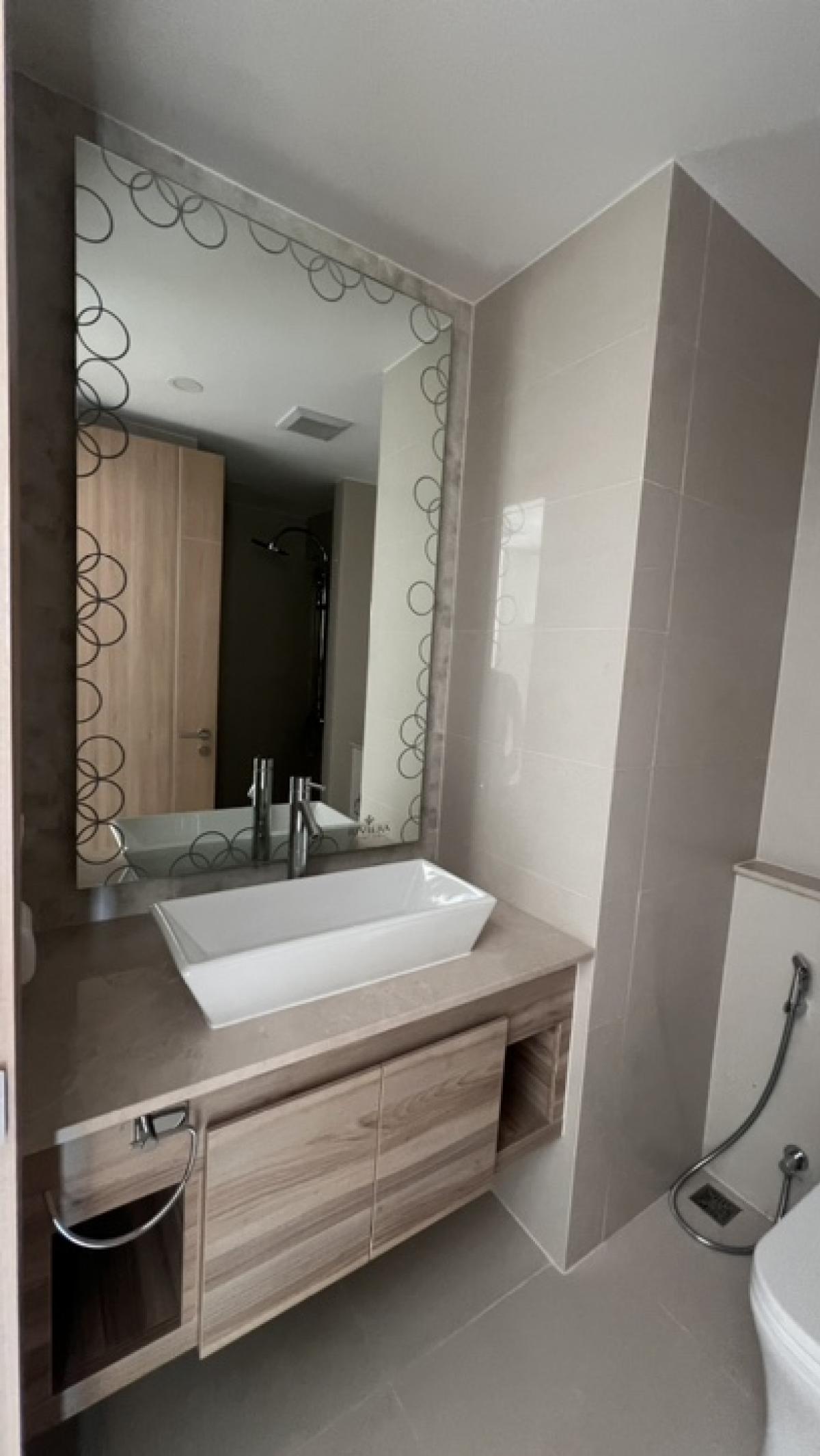 For SaleCondoPattaya, Bangsaen, Chonburi : Studio 33 Sqm. Sea view price 2.9 Million baht