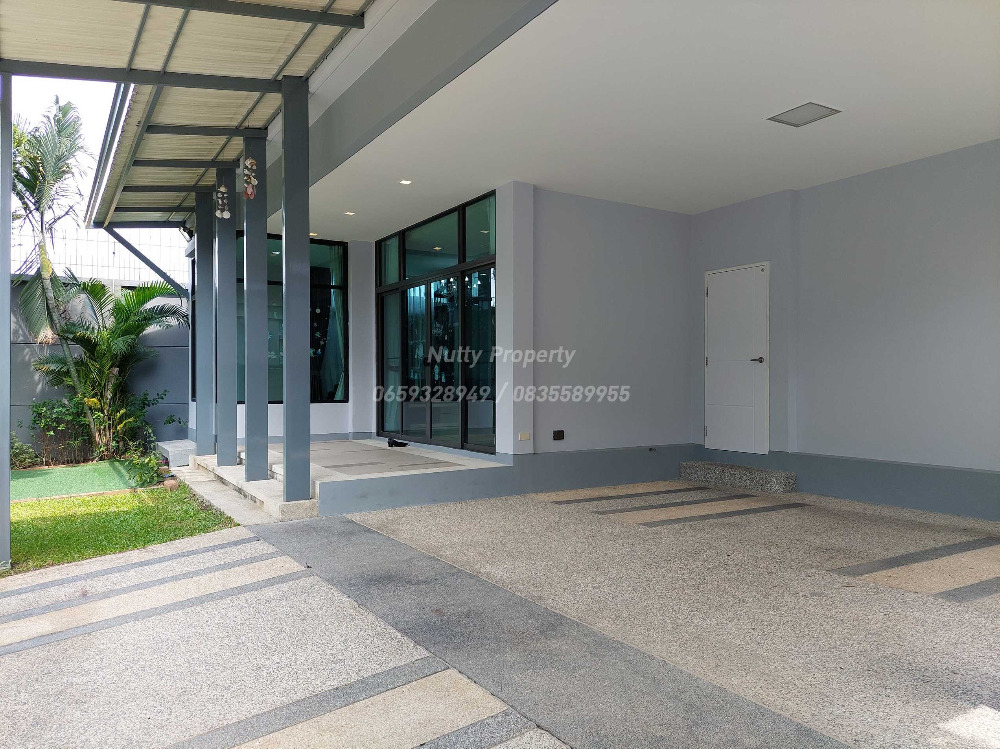 For SaleHousePattanakan, Srinakarin : Detached house, corner plot On Krungthep Kreetha Road Soi 7 from Sansiri