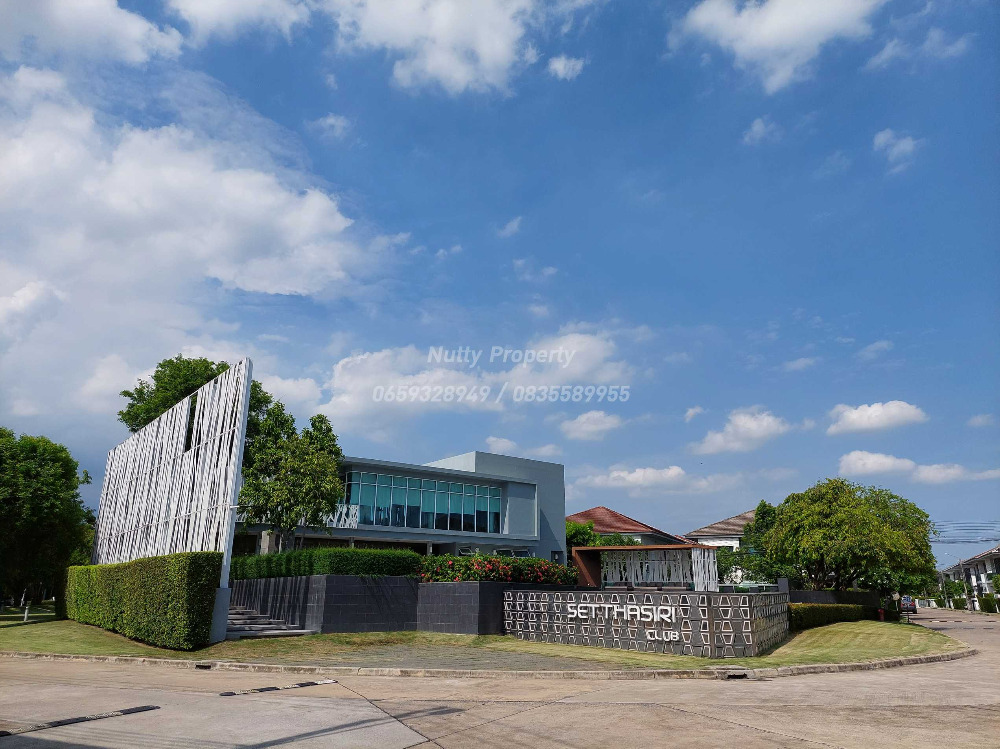 For SaleHousePattanakan, Srinakarin : Detached house, corner plot On Krungthep Kreetha Road Soi 7 from Sansiri