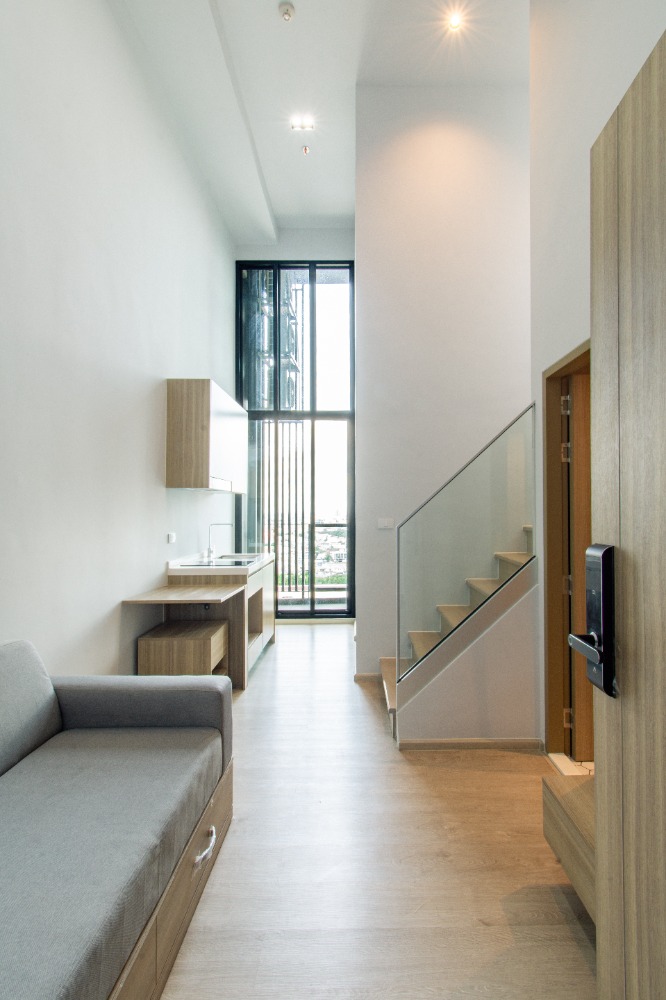 ขายคอนโดท่าพระ ตลาดพลู วุฒากาศ : ขาย Altitude Unicorn สาทร-ท่าพระ Loft ห้องมือหนึ่ง ราคาพิเศษสุด !!