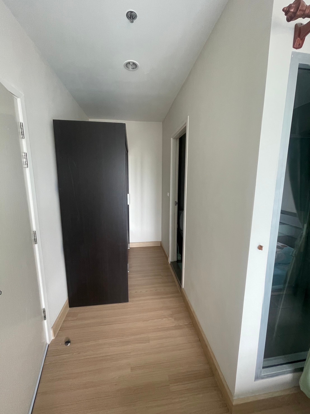 ให้เช่าคอนโดวงเวียนใหญ่ เจริญนคร : Condo for Rent. Motif Condo, Wongwian Yai, 1 Bedroom, 1 Bathroom. 10,000 Baht/Month. Available now.