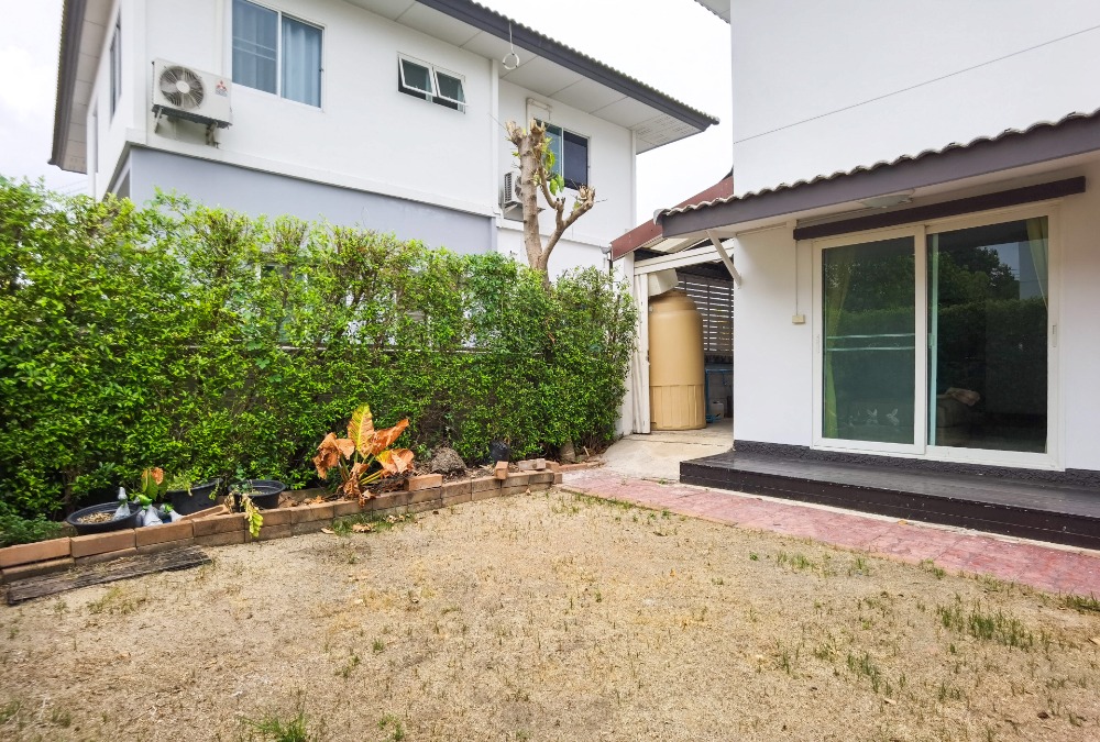 For SaleHousePathum Thani,Rangsit, Thammasat : Single house for sale, Casa Ville Village, Ramindra - Hathairat, beautiful, ready to move in.