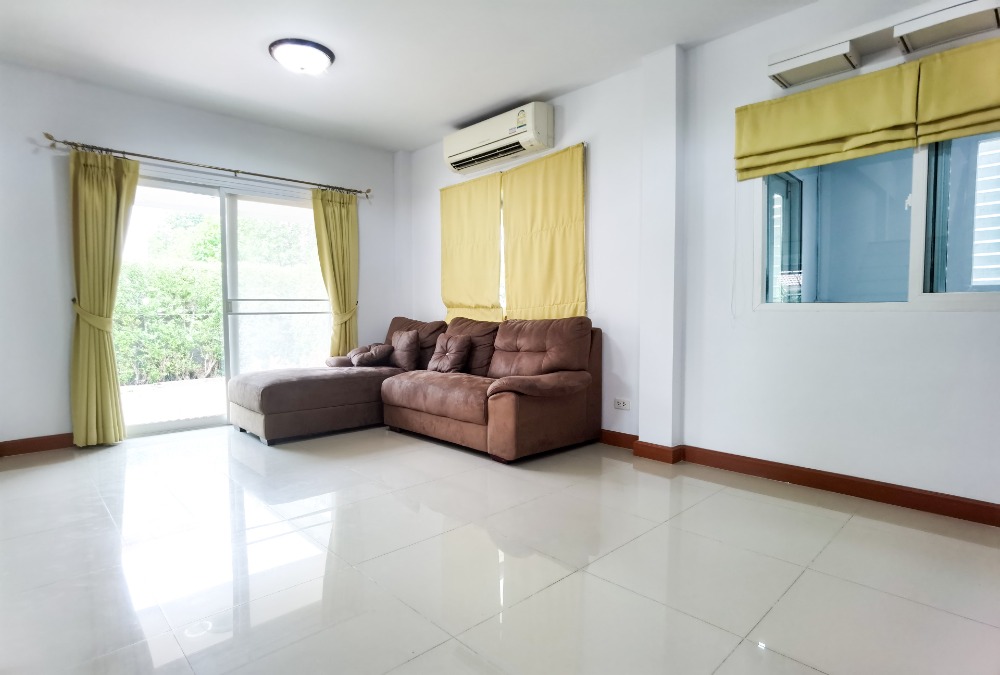 For SaleHousePathum Thani,Rangsit, Thammasat : Single house for sale, Casa Ville Village, Ramindra - Hathairat, beautiful, ready to move in.