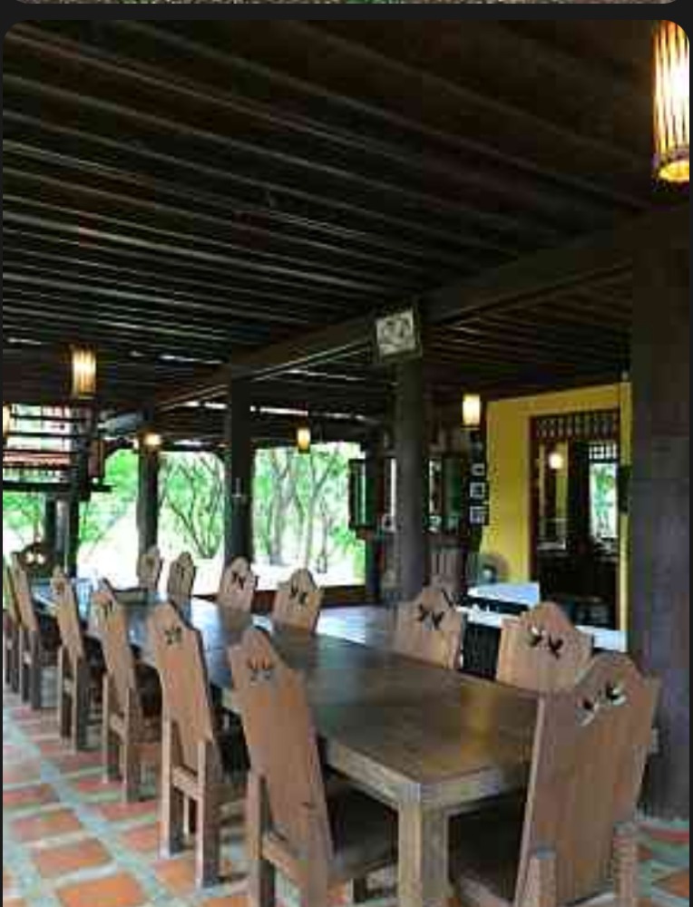 ขายที่ดินแม่ฮ่องสอน : ขายบ้านไม้สัก 3นอน3น้ำ พร้อมที่ดิน 2-3-85 ไร่ ติดถนนใหญ่ อ.ปาย แม่ฮ่องสอน เหมาะทำรีสอร์ท บ้านพักตากอากาศ คาเฟ่