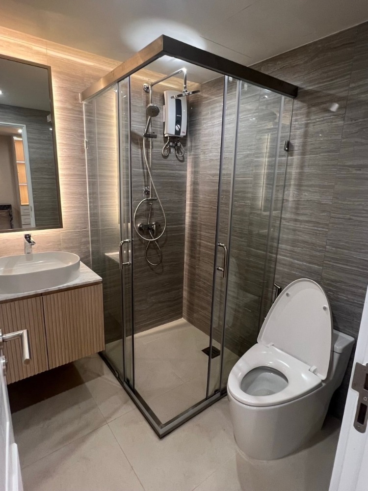 For RentCondoSilom, Saladaeng, Bangrak : New Room , Luxury Style 2bed 2bath 68 Sqm Silom Terrace 50,000-