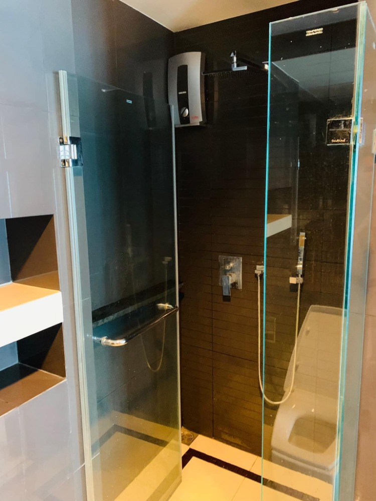 ขายคอนโดสาทร นราธิวาส : รหัสทรัพย์ Som0011 ขาย Rhythm Sathorn