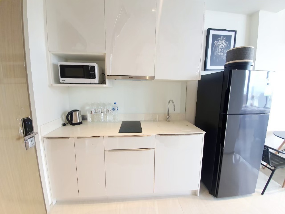 For RentCondoSilom, Saladaeng, Bangrak : Condo for RENT for rent **Ashton Silom 36 Sq,m. Fully Finish @28,000 baht/month call Nong 096-2615656 Very spacious room 36 sq m. 1 bedroom, 1 bathroom, fully furnished, ready to move in Location : Silom