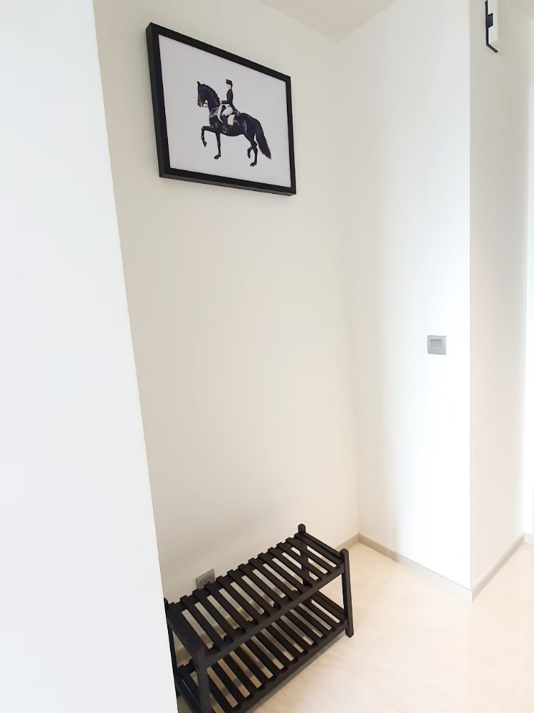 For RentCondoSilom, Saladaeng, Bangrak : Condo for RENT for rent **Ashton Silom 36 Sq,m. Fully Finish @28,000 baht/month call Nong 096-2615656 Very spacious room 36 sq m. 1 bedroom, 1 bathroom, fully furnished, ready to move in Location : Silom