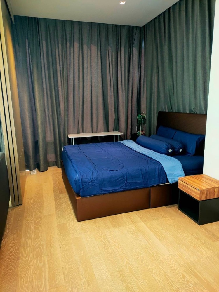 For RentCondoSilom, Saladaeng, Bangrak : Condo for RENT for rent **Ashton Silom 36 Sq,m. Fully Finish @28,000 baht/month call Nong 096-2615656 Very spacious room 36 sq m. 1 bedroom, 1 bathroom, fully furnished, ready to move in Location : Silom