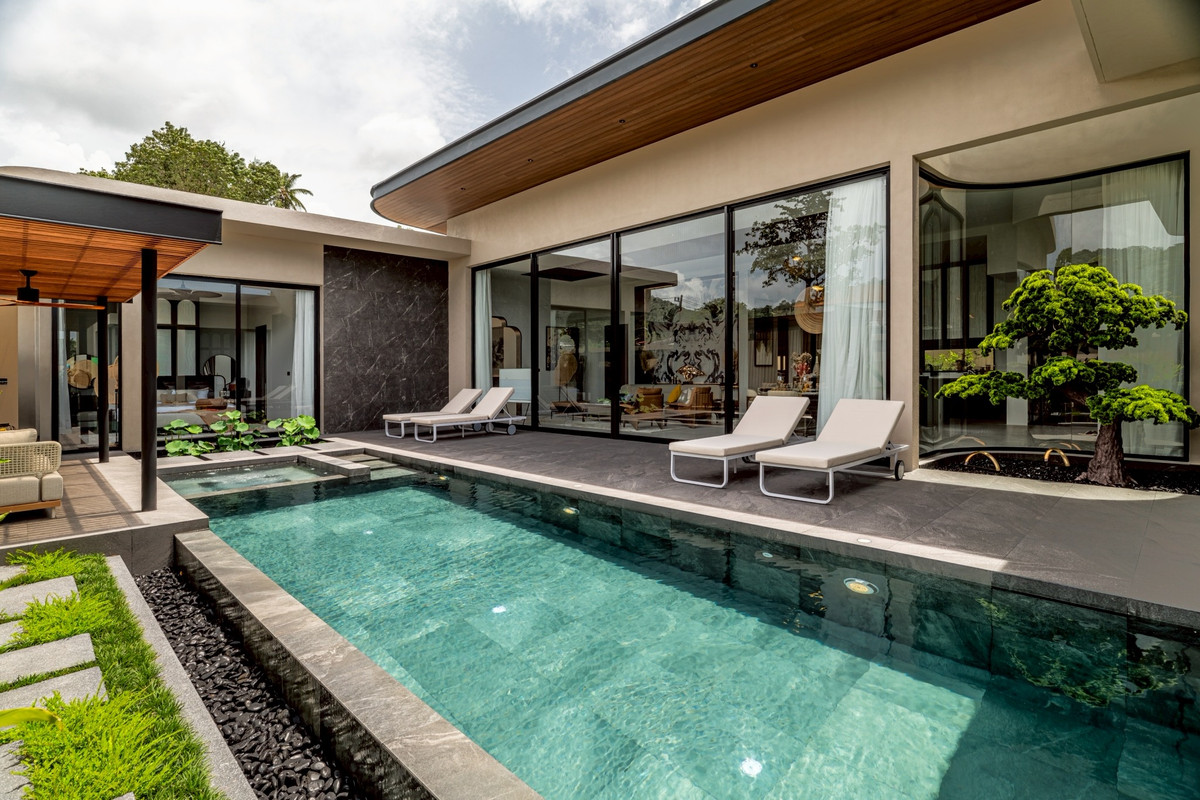 For SaleHousePhuket : New project off plan sales 7 luxury pool villa in Nai Harn, Rawai Phuket.