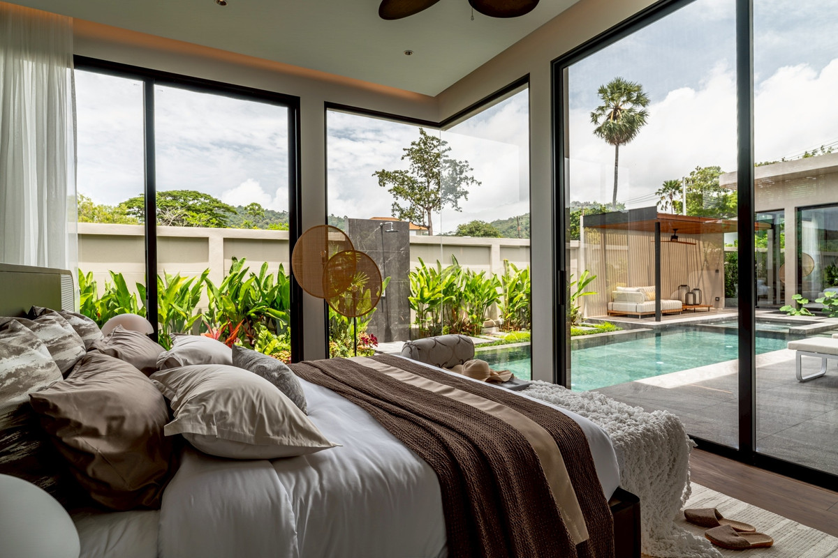 For SaleHousePhuket : New project off plan sales 7 luxury pool villa in Nai Harn, Rawai Phuket.