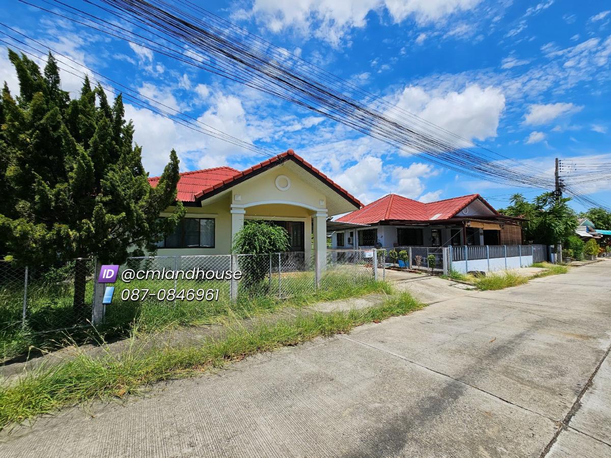 For SaleHouseChiang Mai : House with a wide area of ​​70 sq m., Wang Nam Rin, San Phak Wan Subdistrict, Hang Dong District, near Wat Tha Mai I. Near the 3rd ring road