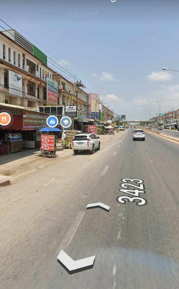 For SaleShop HouseMahachai Samut Sakhon : Commercial building for sale, 3 and a half floors, next to Kitmanee Road, in front of Muang Thong Village, opposite CJ Express, Samut Sakhon, cheap price.