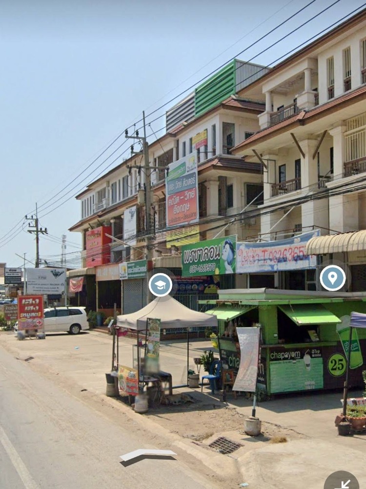For SaleShop HouseMahachai Samut Sakhon : Commercial building for sale, 3 and a half floors, next to Kitmanee Road, in front of Muang Thong Village, opposite CJ Express, Samut Sakhon, cheap price.