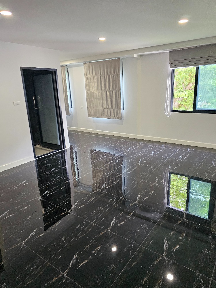 For RentHouseBangna, Bearing, Lasalle : Blue Lagoon 2 Bangna-Wongwaen : Blue Lagoon 2 Bangna-Wongwaen, Bangkok